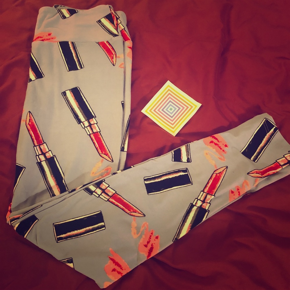Brand New LulaRoe lipstick leggings!!!